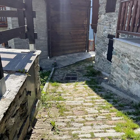 Dei Larici Valtournenche - Il Lupo Affitta Crépin