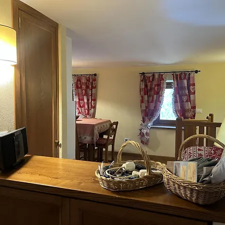 Dei Larici Valtournenche - Il Lupo Affitta Apartment *
